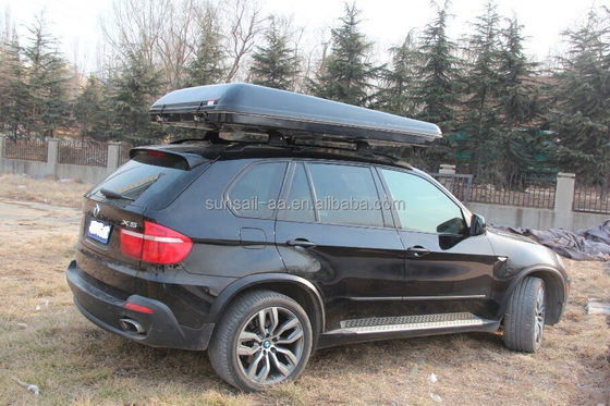 Une expérience de camping confortable avec une coque en fibre de verre